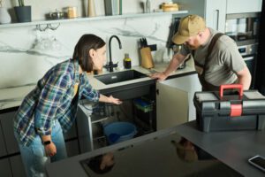 4 Benefits of Hiring a Plumbing Contractor
